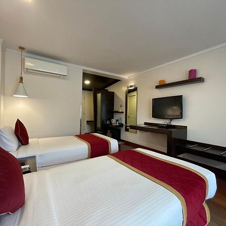 37Th Crescent Hotel Bengaluru Bagian luar foto