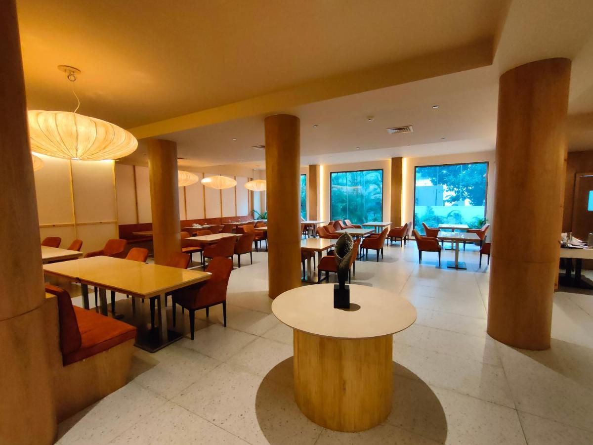37Th Crescent Hotel Bengaluru Bagian luar foto