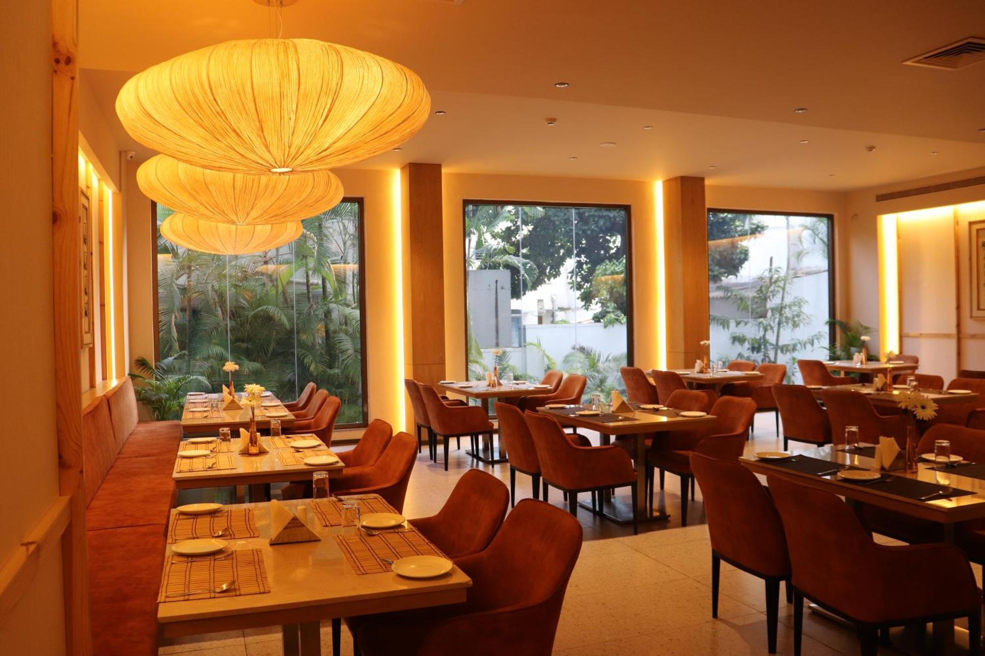 37Th Crescent Hotel Bengaluru Bagian luar foto
